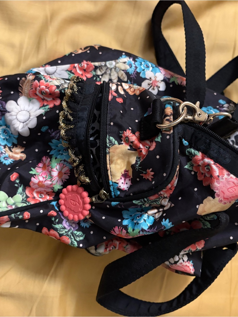 Floral satchel Tote Bag with black Base - Picture 4 of 8